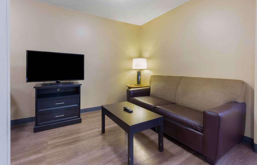 Extended Stay America Suites - Raleigh - Cary - Harrison Ave Habitación foto
