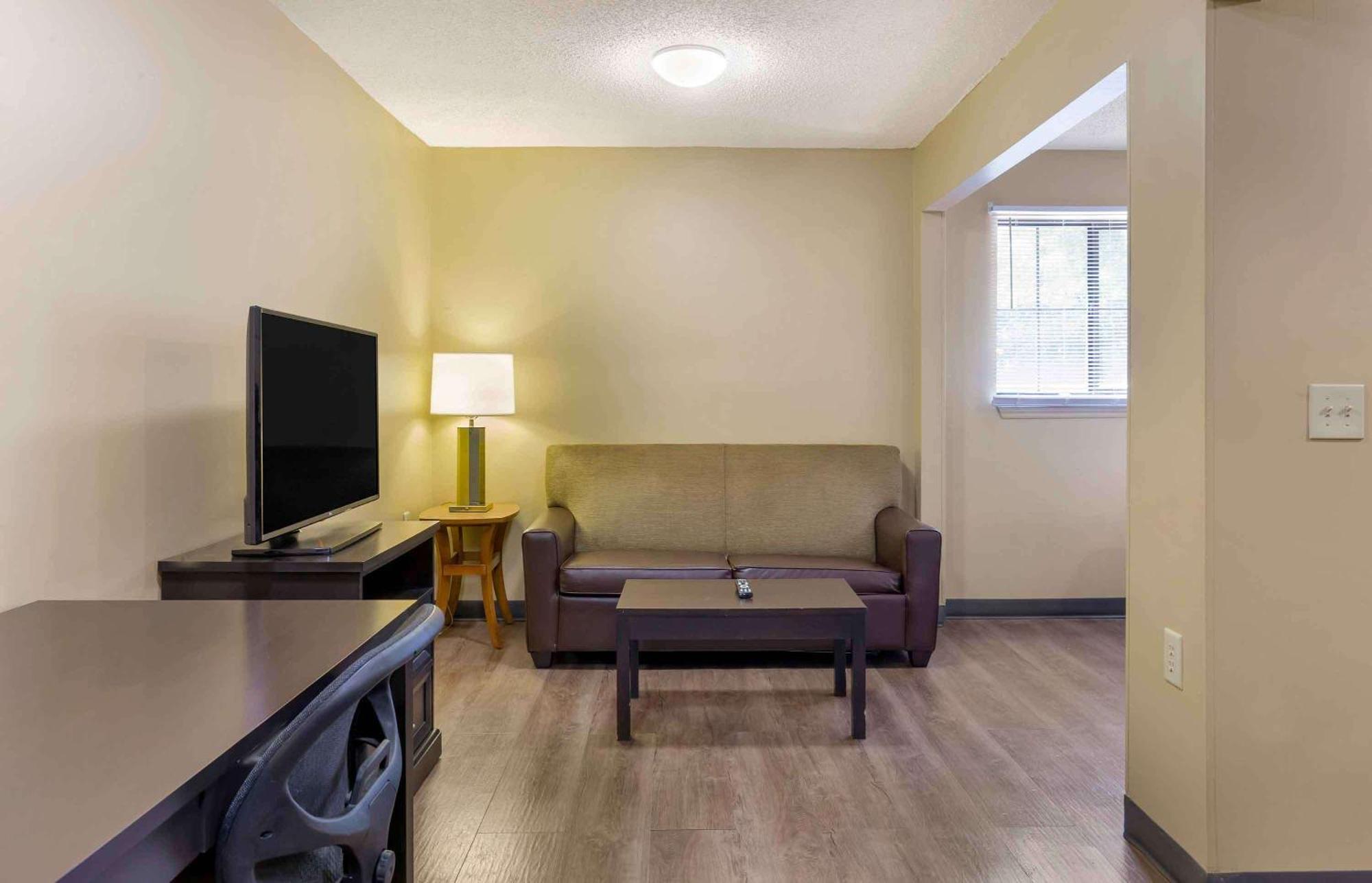 Extended Stay America Suites - Raleigh - Cary - Harrison Ave Exterior foto